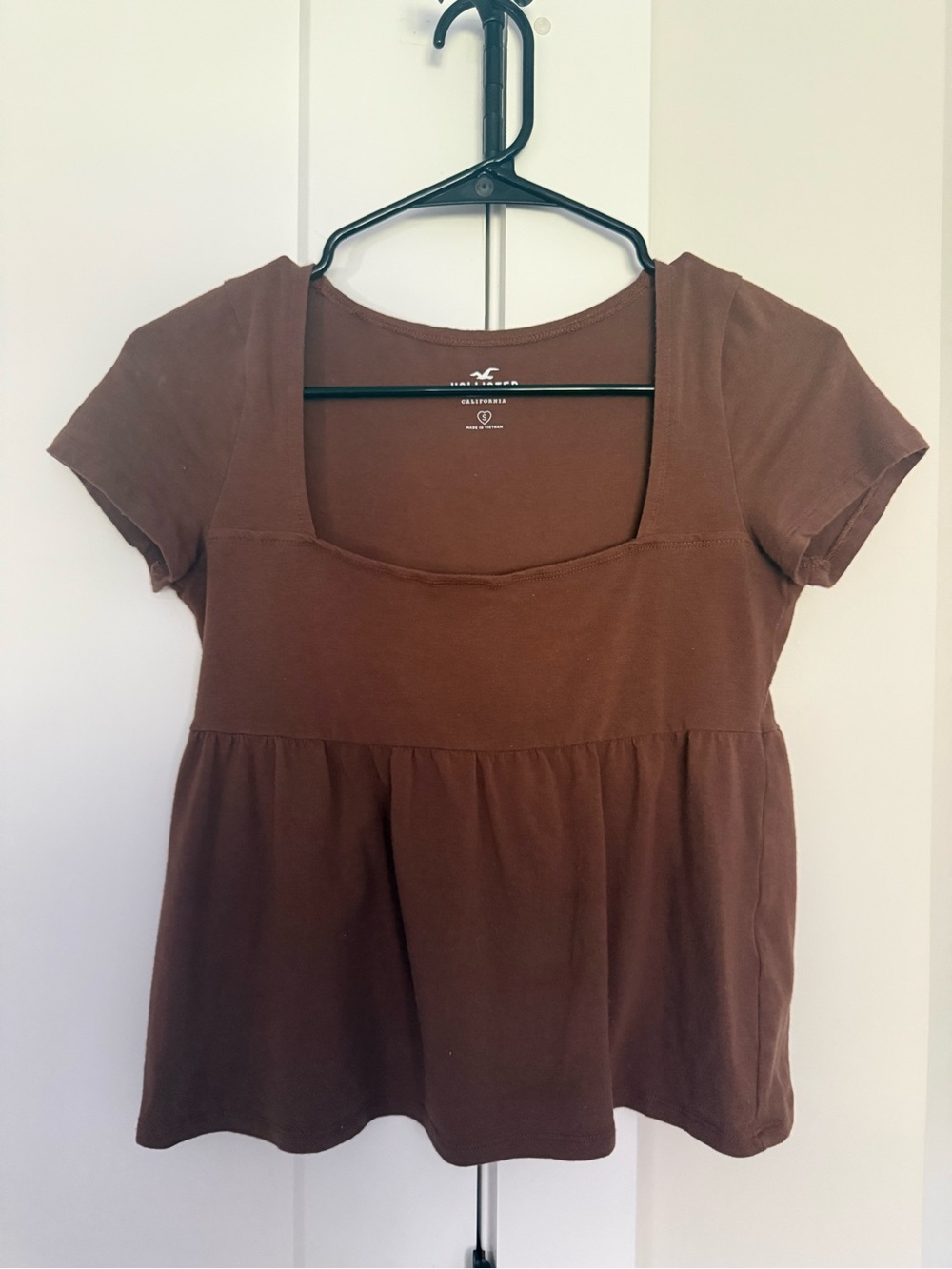 Hollister Brown Square-Neck Peplum Tee